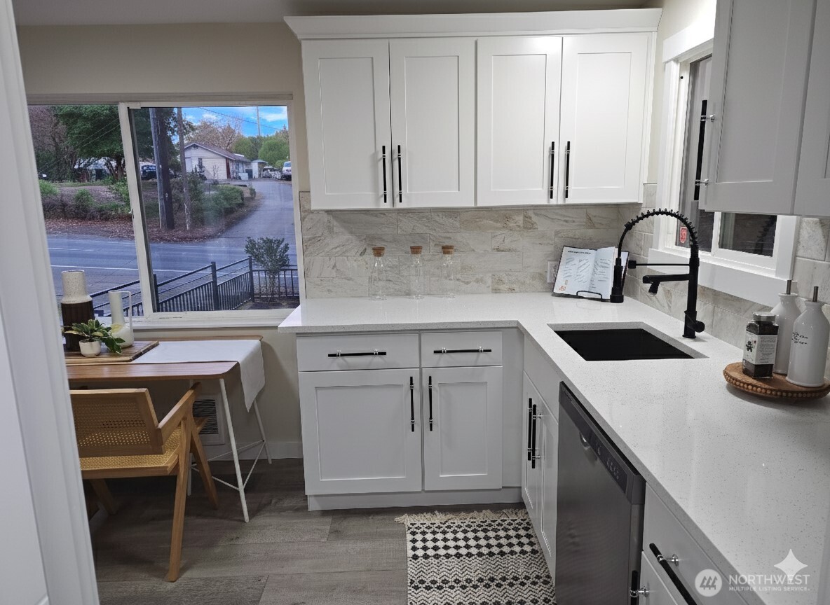 1147 Aberdeen Avenue NE, Renton, WA 98056-2828