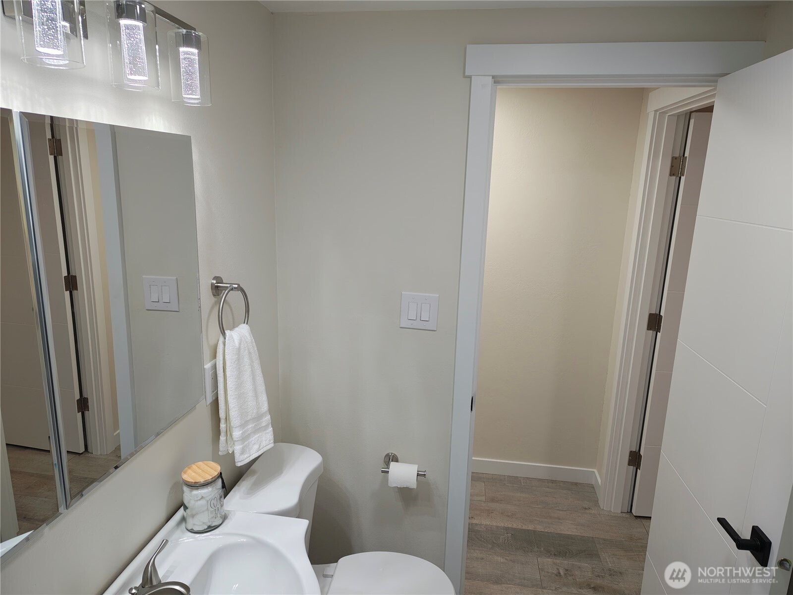 1147 Aberdeen Avenue NE, Renton, WA 98056-2828