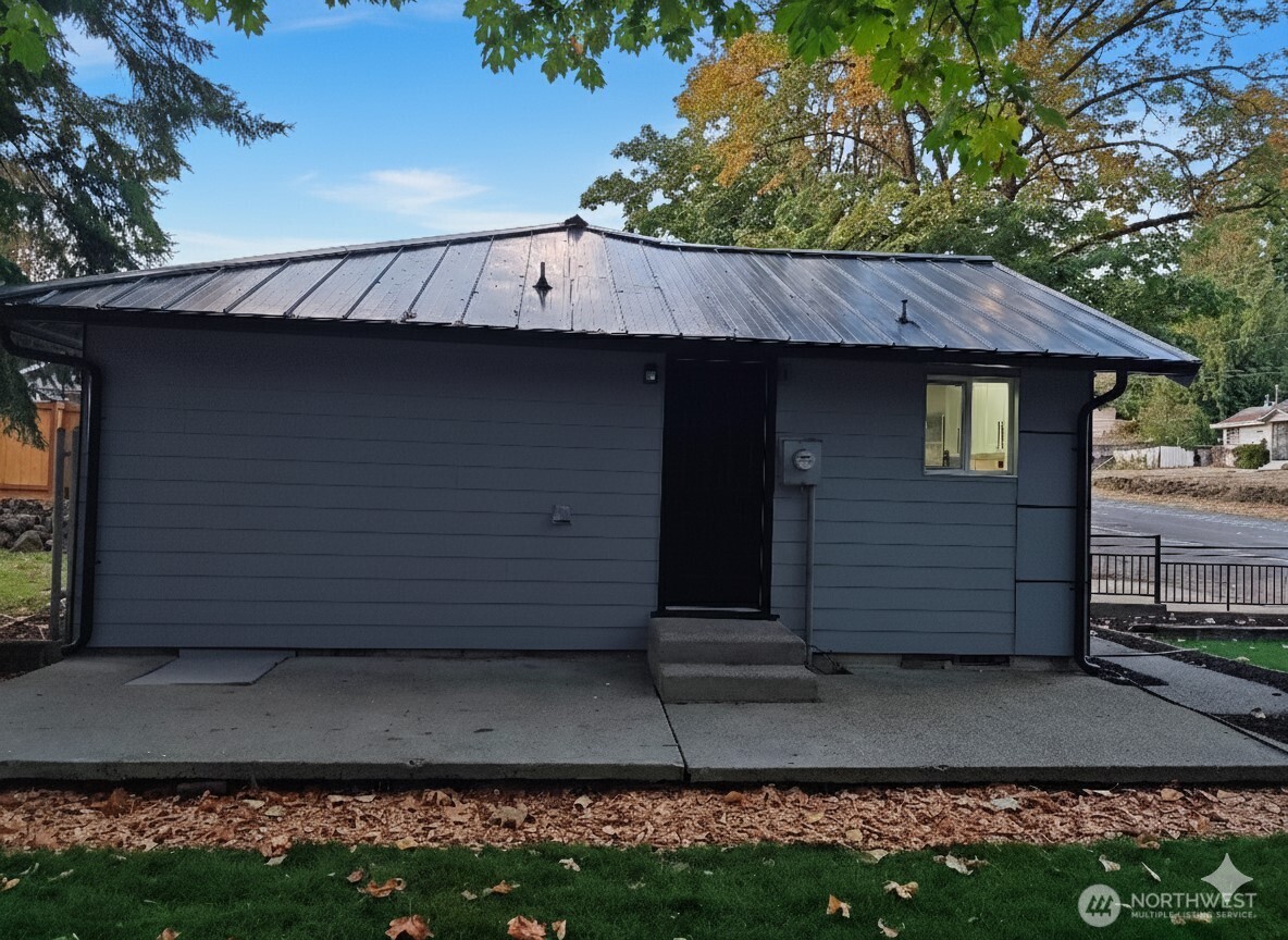 1147 Aberdeen Avenue NE, Renton, WA 98056-2828