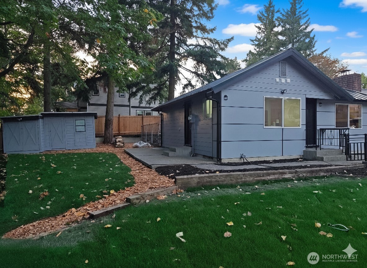 1147 Aberdeen Avenue NE, Renton, WA 98056-2828