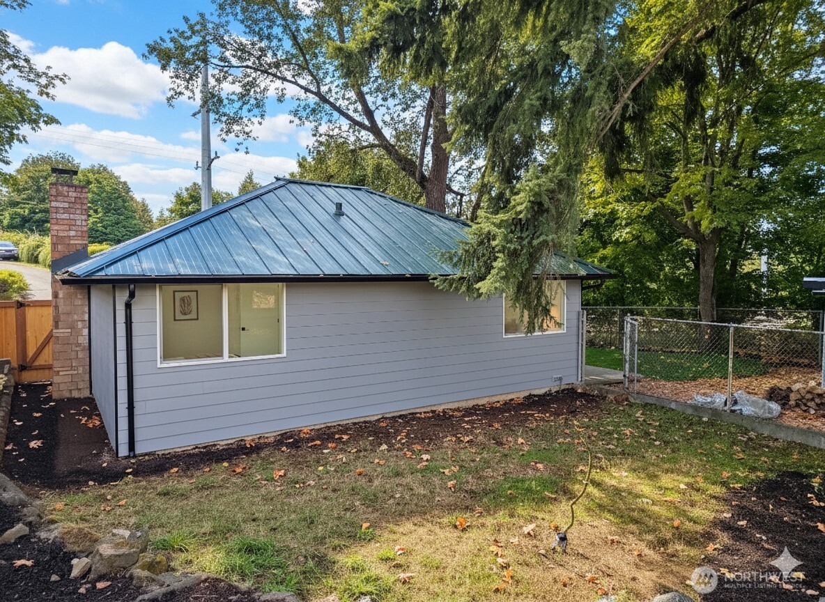1147 Aberdeen Avenue NE, Renton, WA 98056-2828