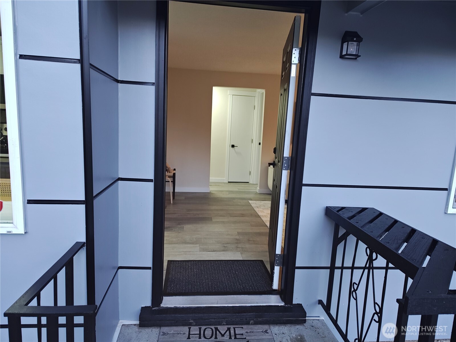 1147 Aberdeen Avenue NE, Renton, WA 98056-2828