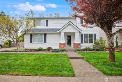 2219 Forrest St , Dupont, WA 98327