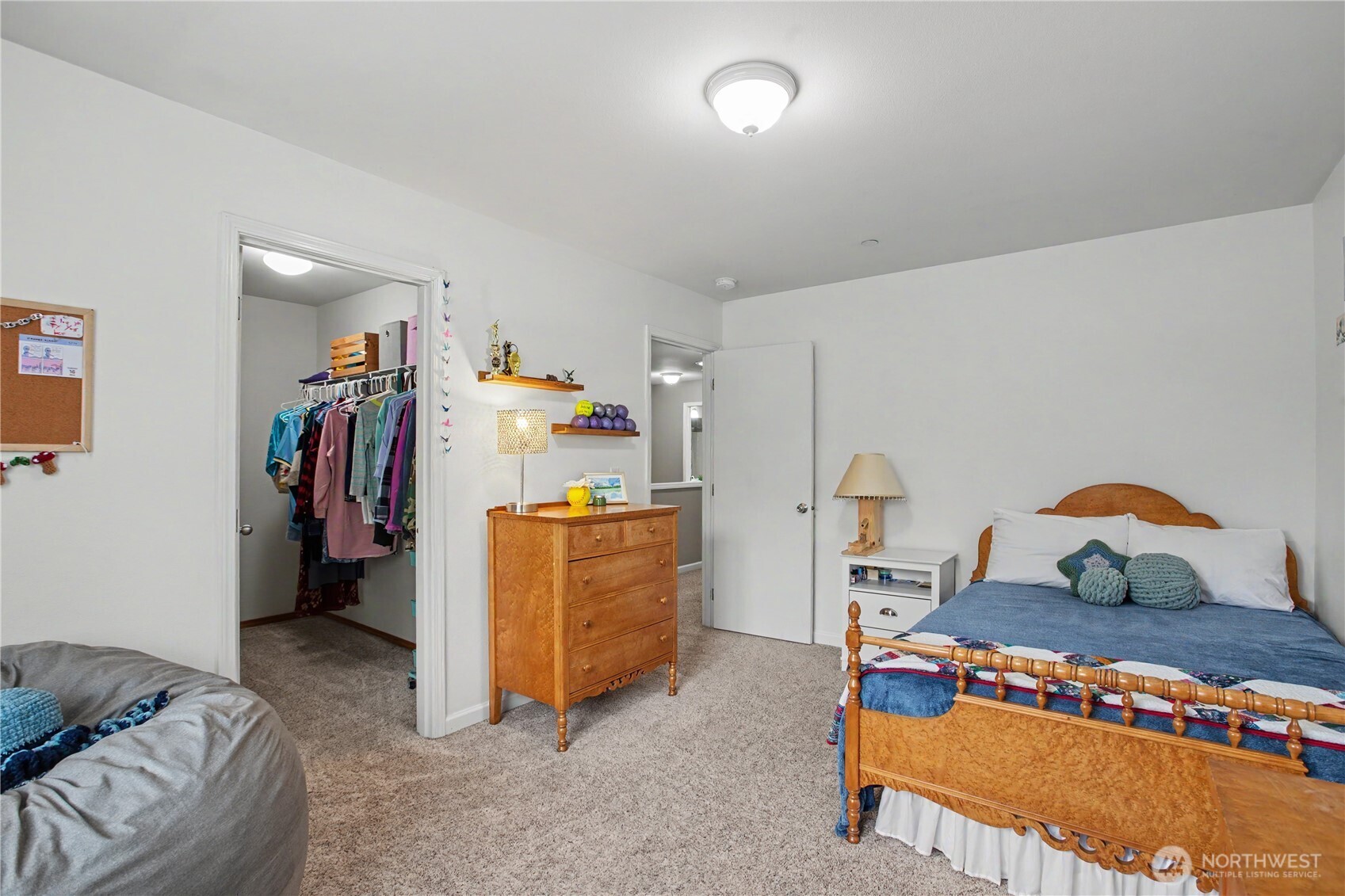 2219 Forrest St , Dupont, WA 98327