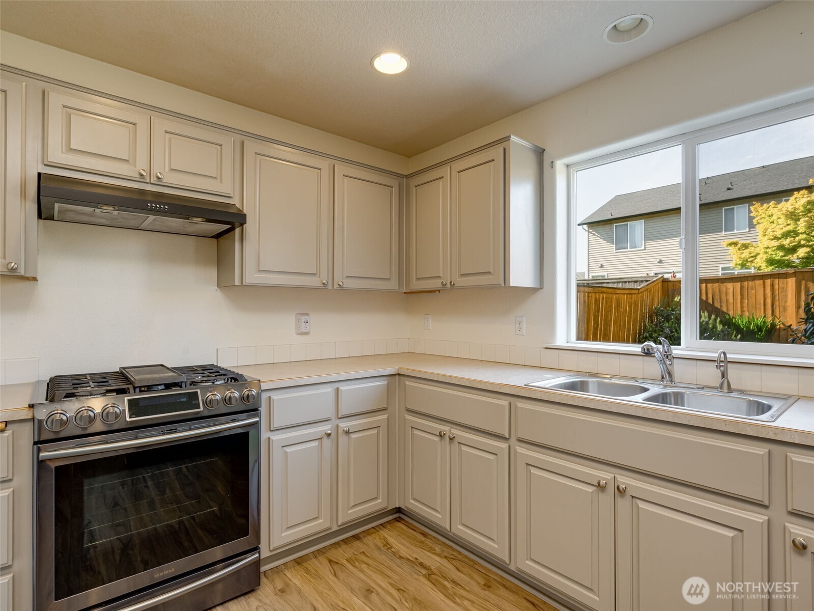 1312 NW 9th Way , Battle Ground, WA 98604