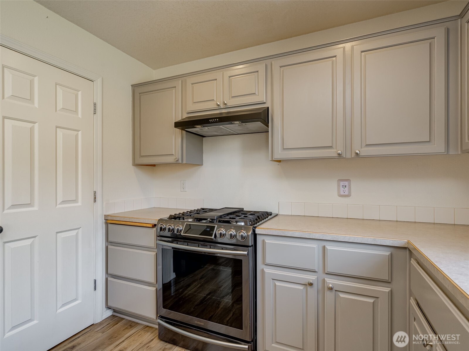 1312 NW 9th Way , Battle Ground, WA 98604