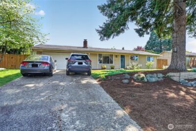 1301 NW 102nd Street , Vancouver, WA 98685 - Photo 2