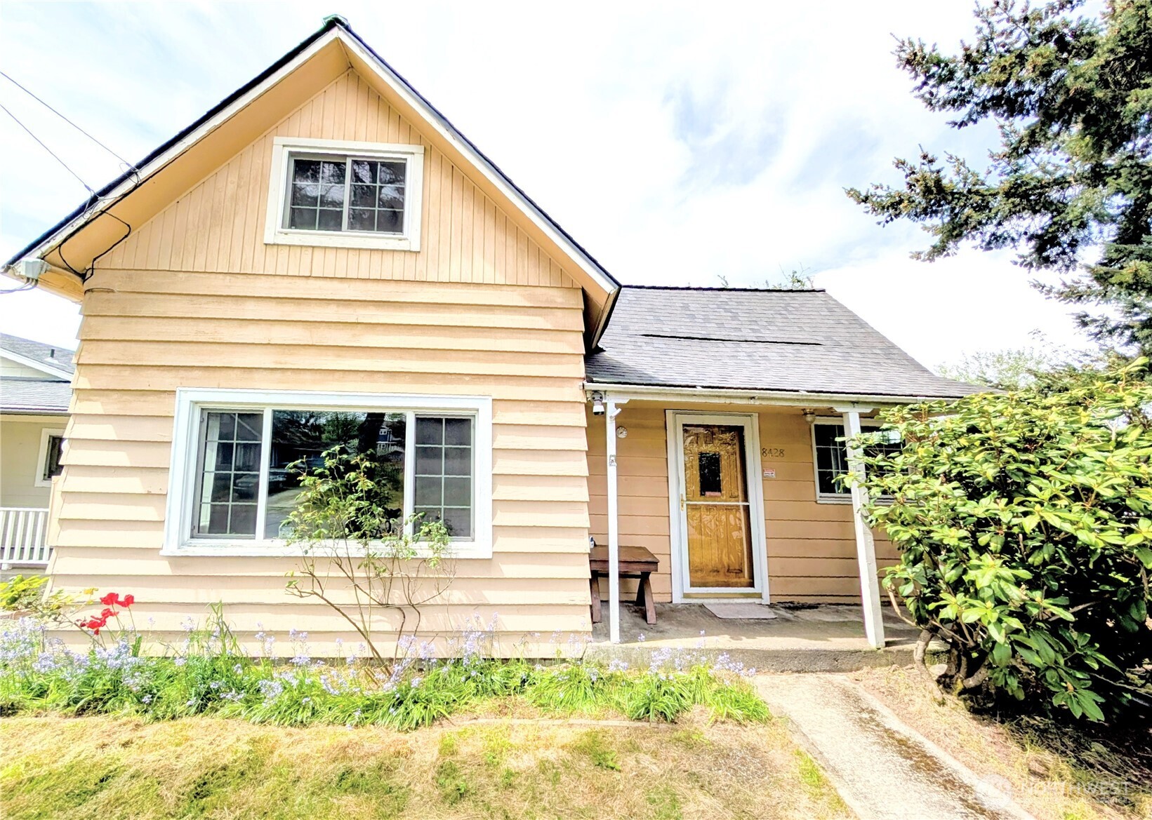 8428 S D Street , Tacoma, WA 98444