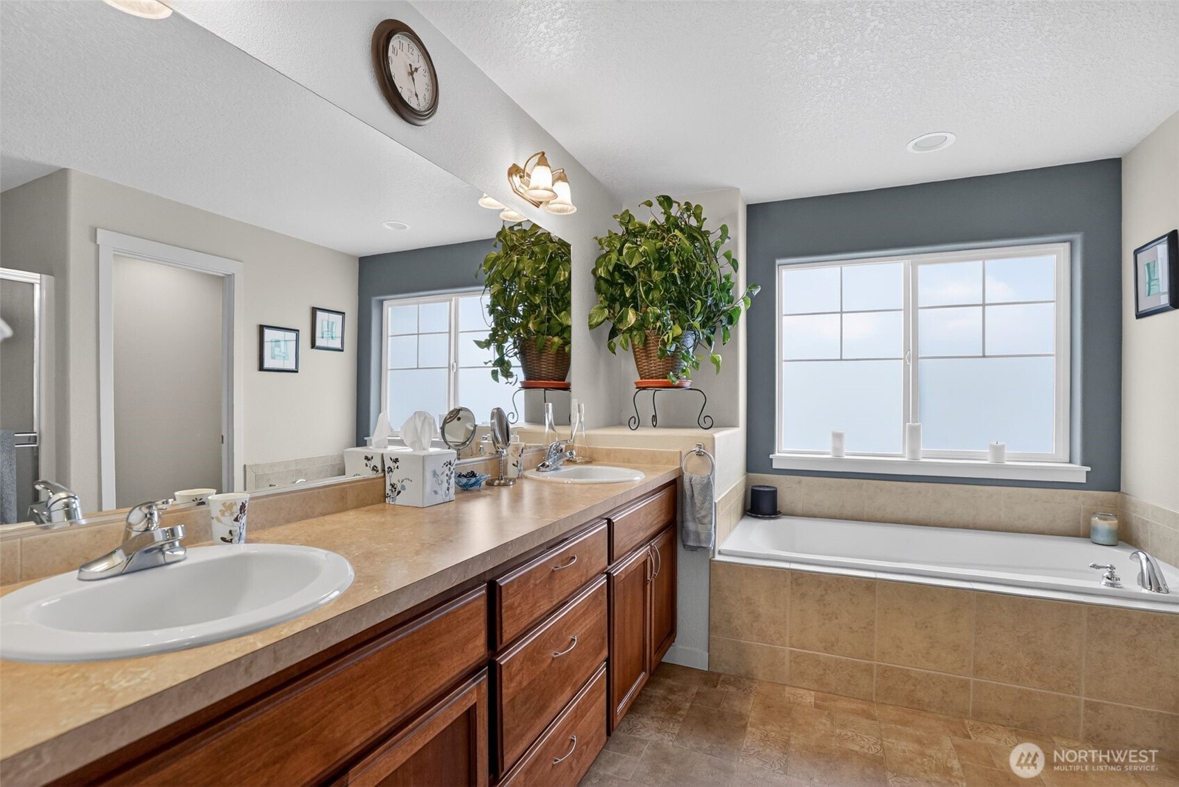 6810 NE 106th Street , Vancouver, WA 98686