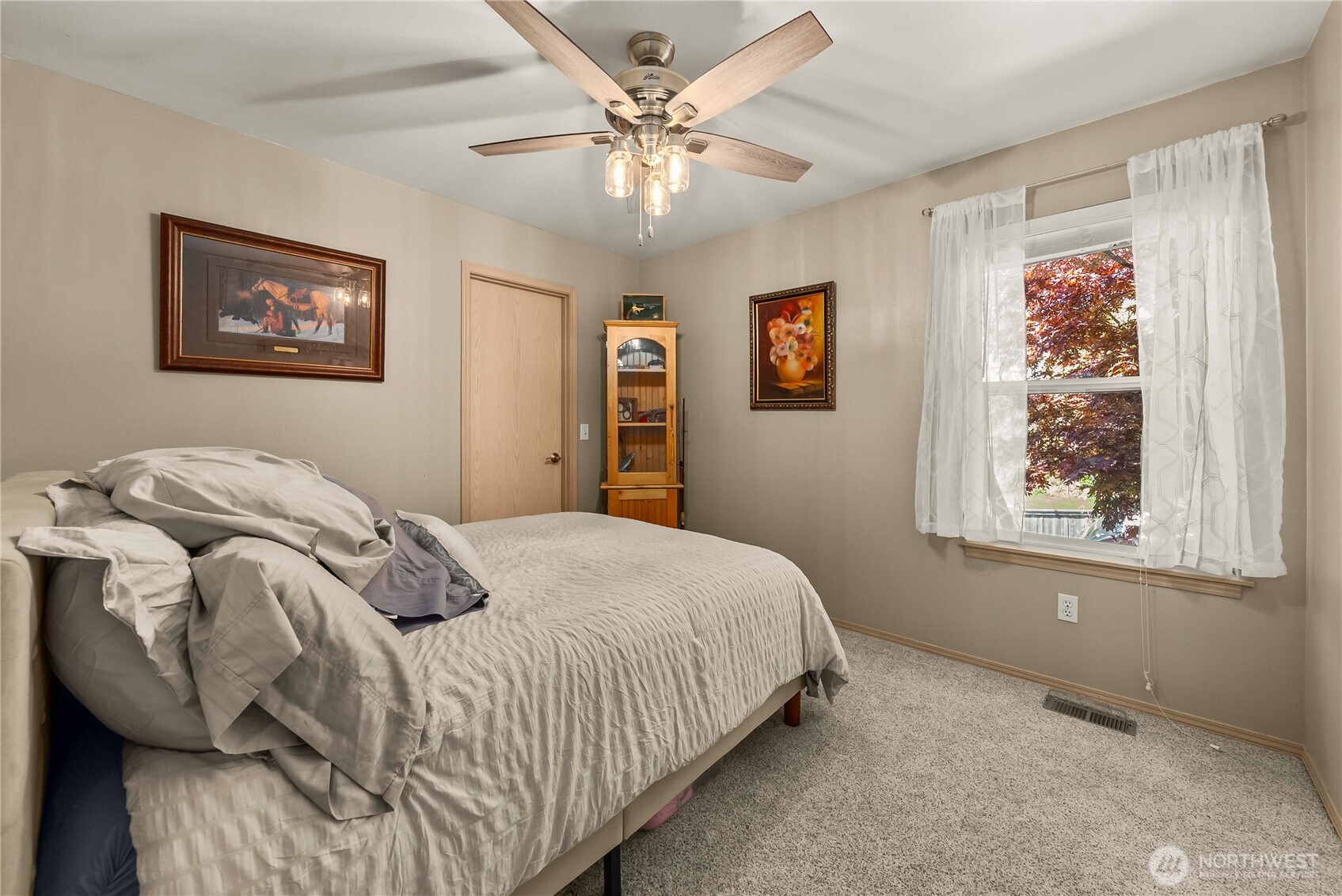 11707 261st Avenue Ct E, Buckley, WA 98321-9054