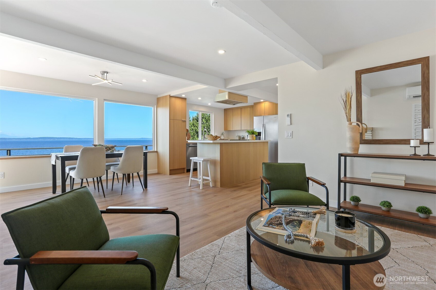 2122 Halleck Avenue SW, Seattle, WA 98116