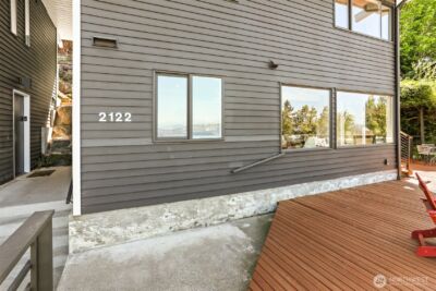 2122 Halleck Avenue SW, Seattle, WA 98116 - Photo 8