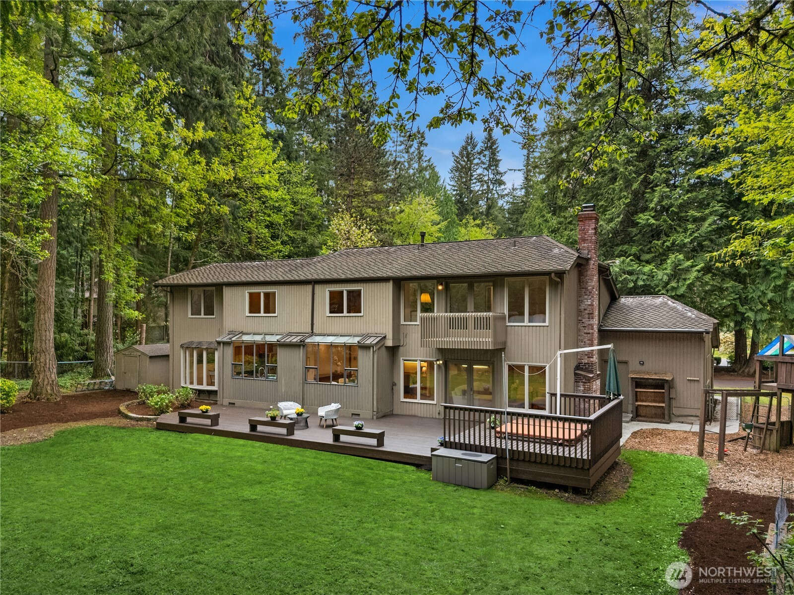 22542 NE 46th Street , Redmond, WA 98053