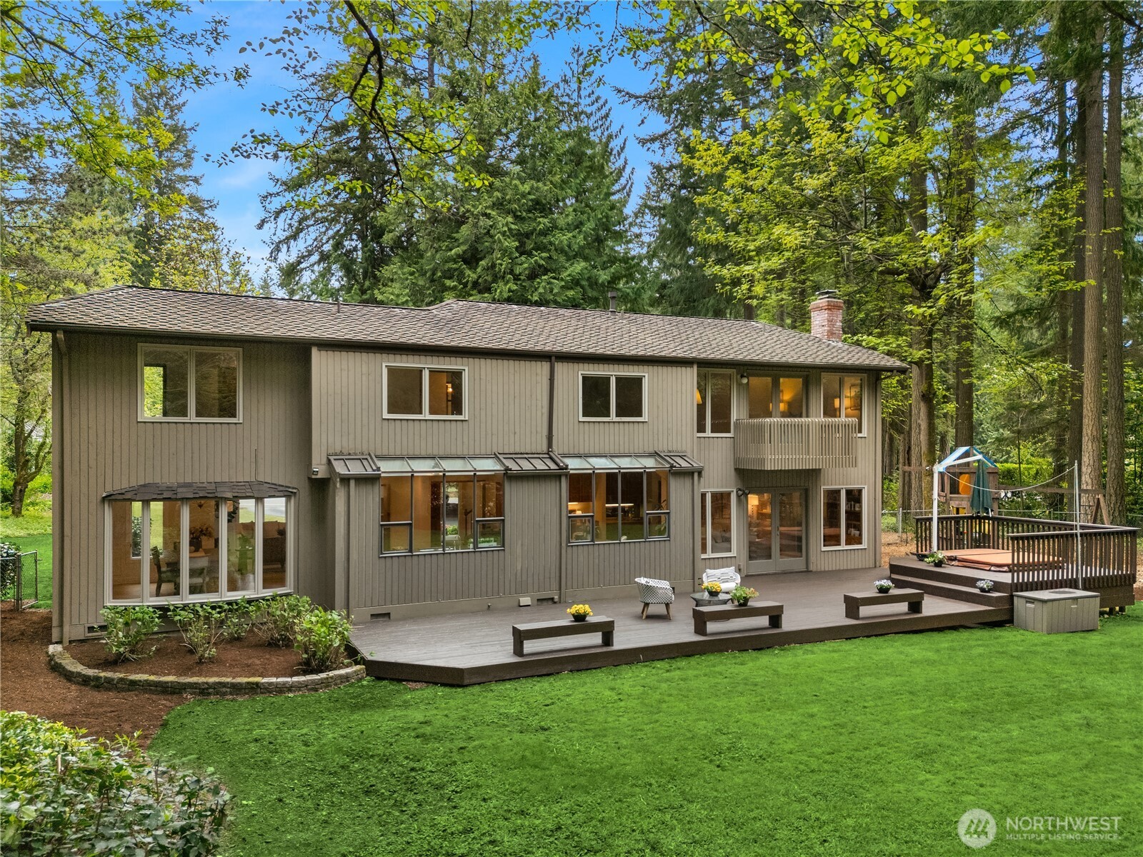 22542 NE 46th Street , Redmond, WA 98053