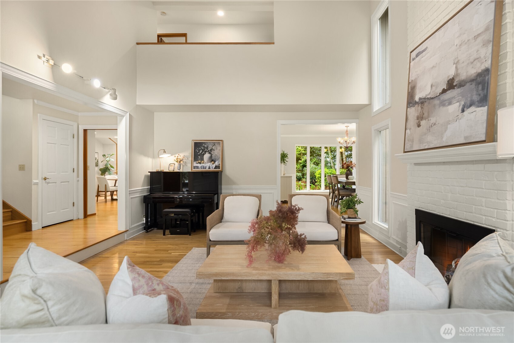 22542 NE 46th Street , Redmond, WA 98053
