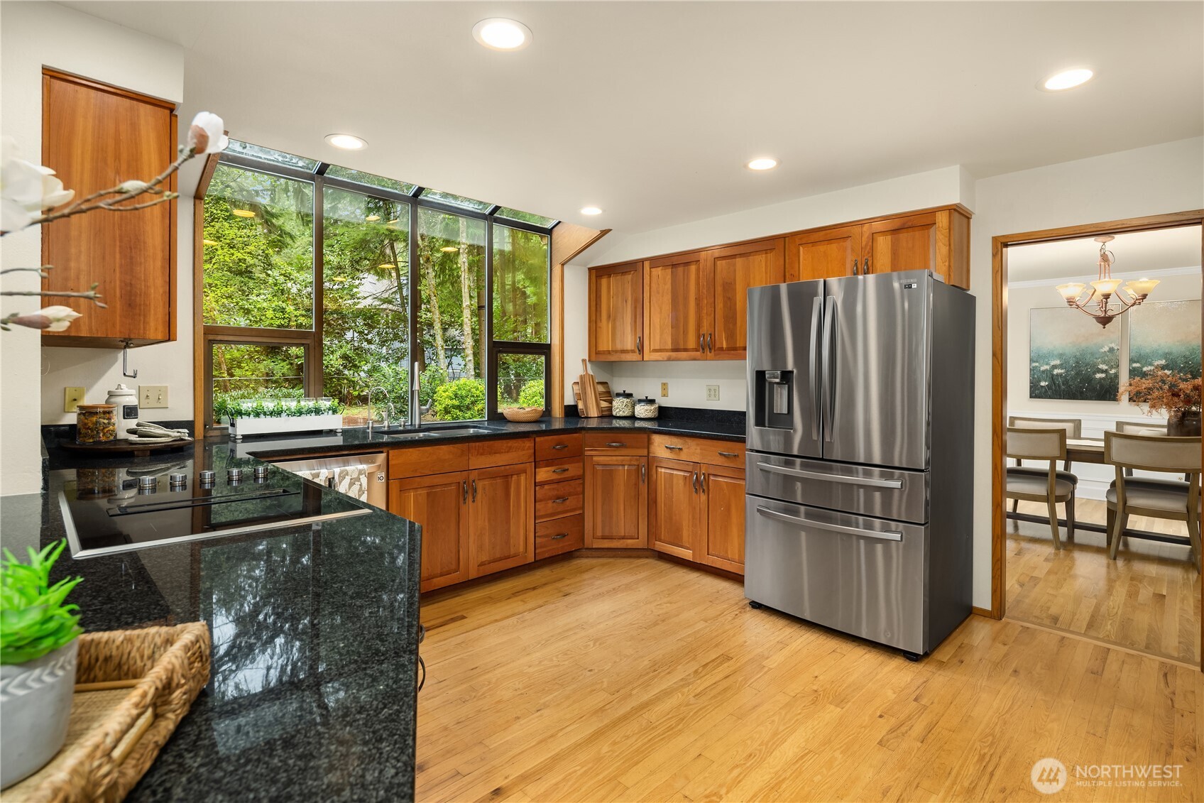 22542 NE 46th Street , Redmond, WA 98053