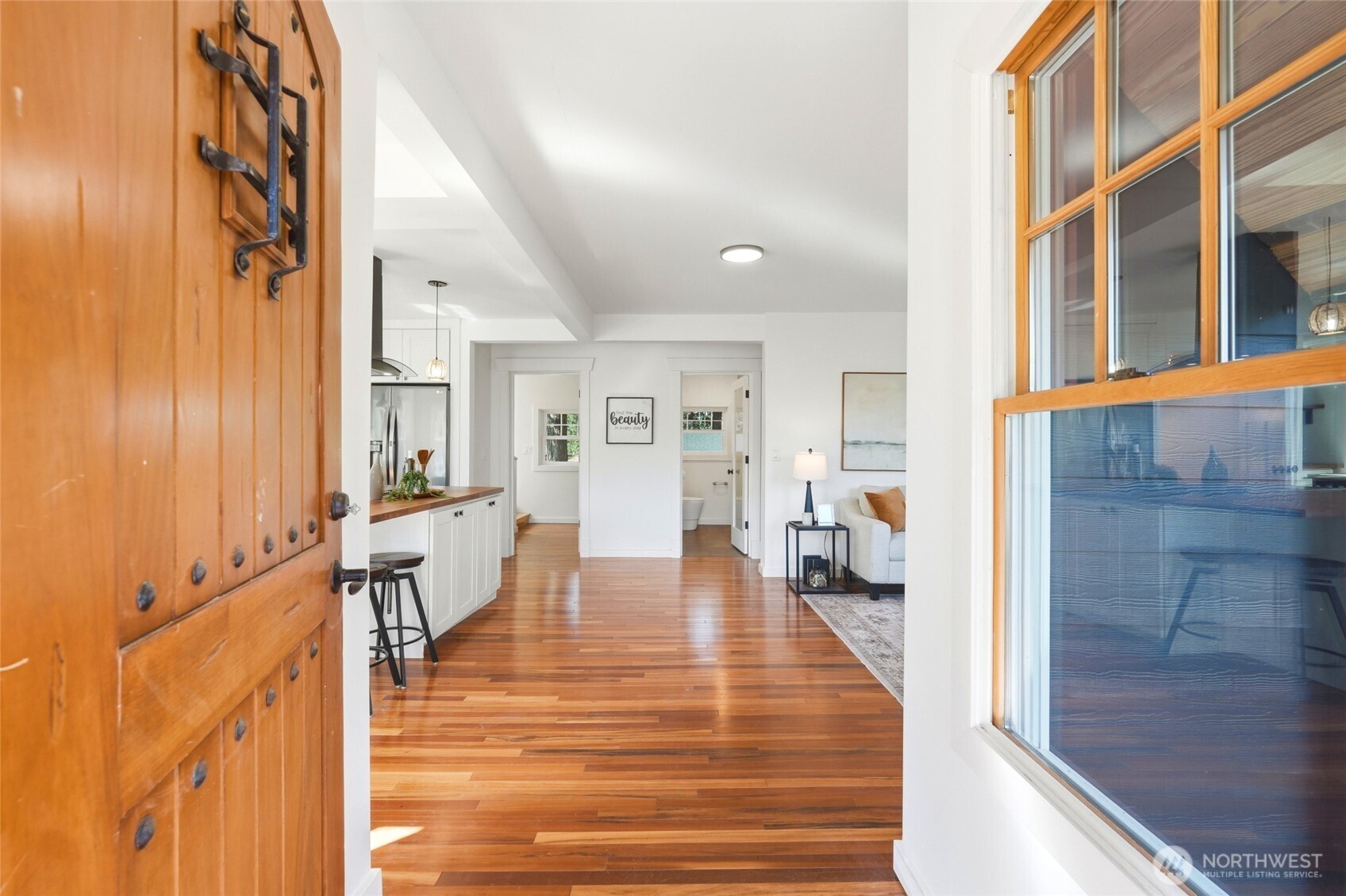 24305 90th Avenue W, Edmonds, WA 98026