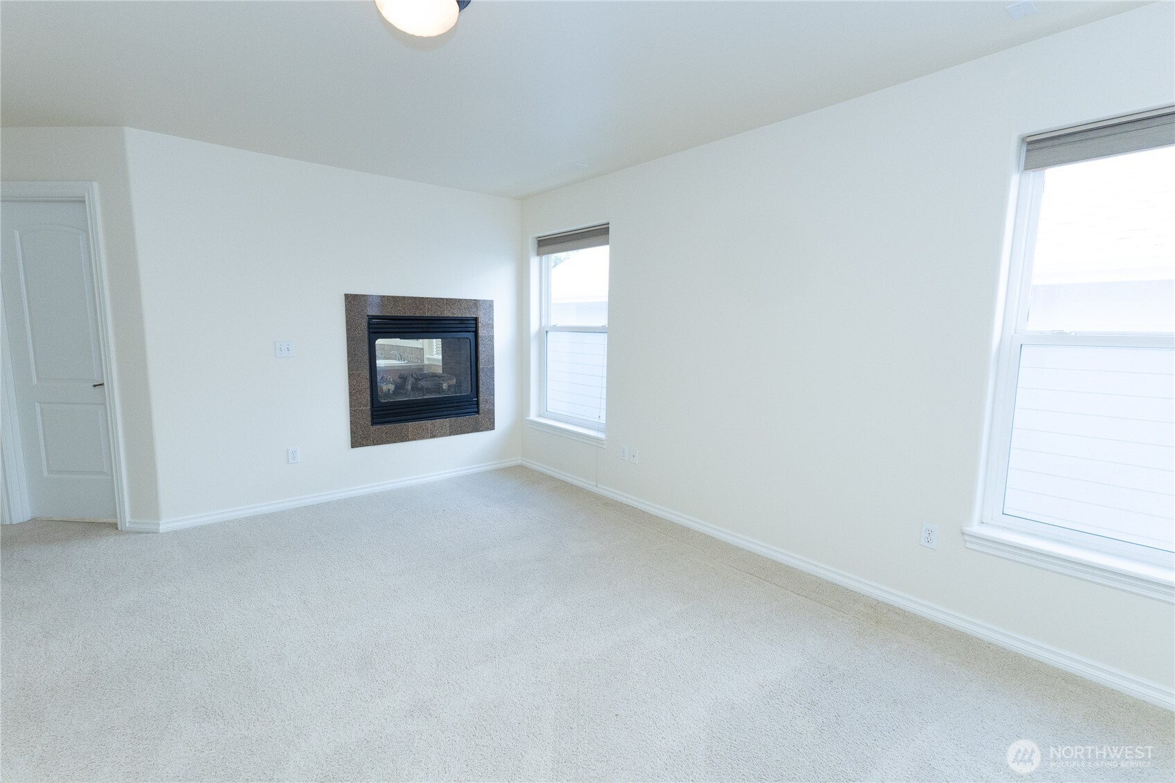 11816 SE 240th Place , Kent, WA 98030