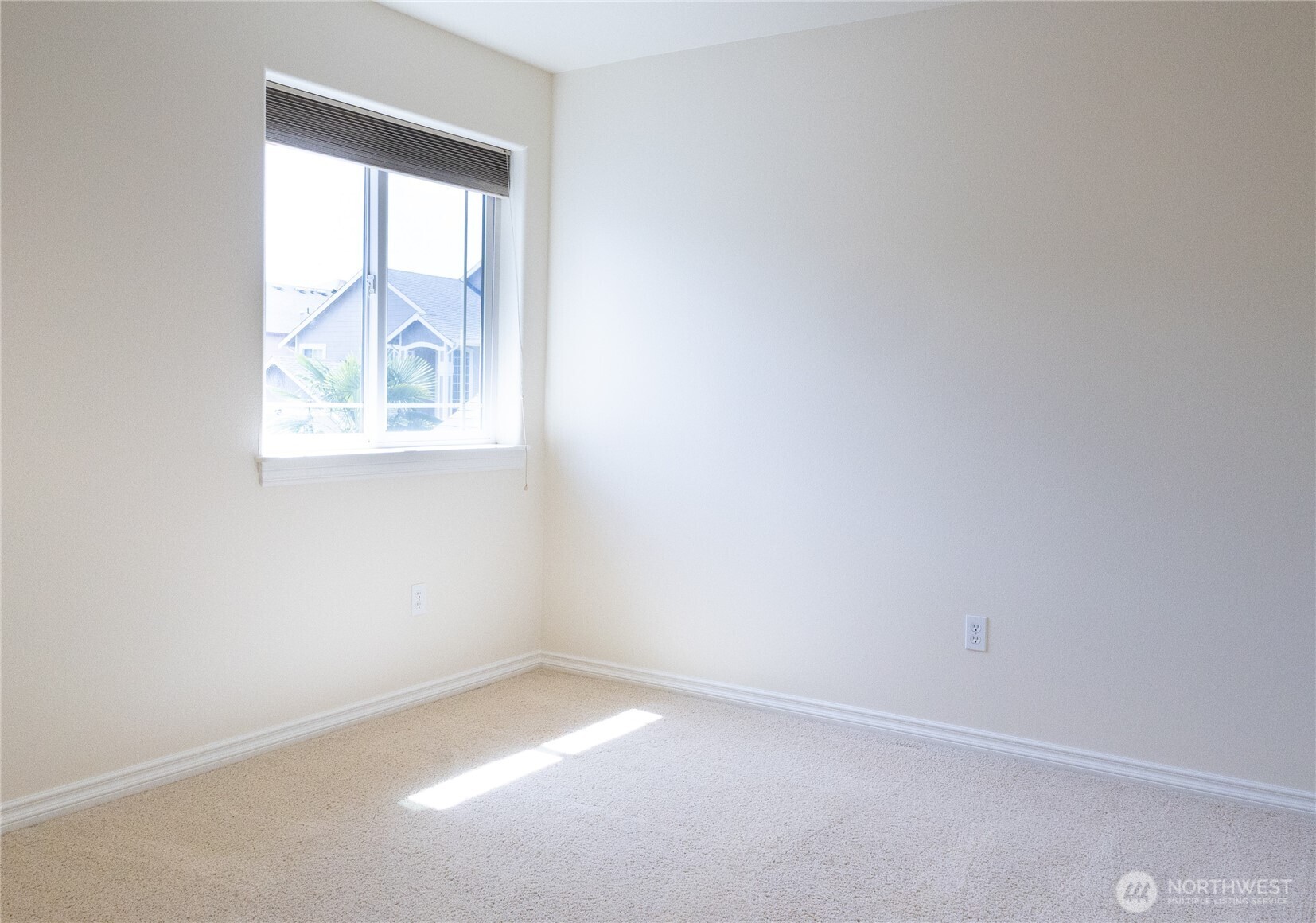 11816 SE 240th Place , Kent, WA 98030