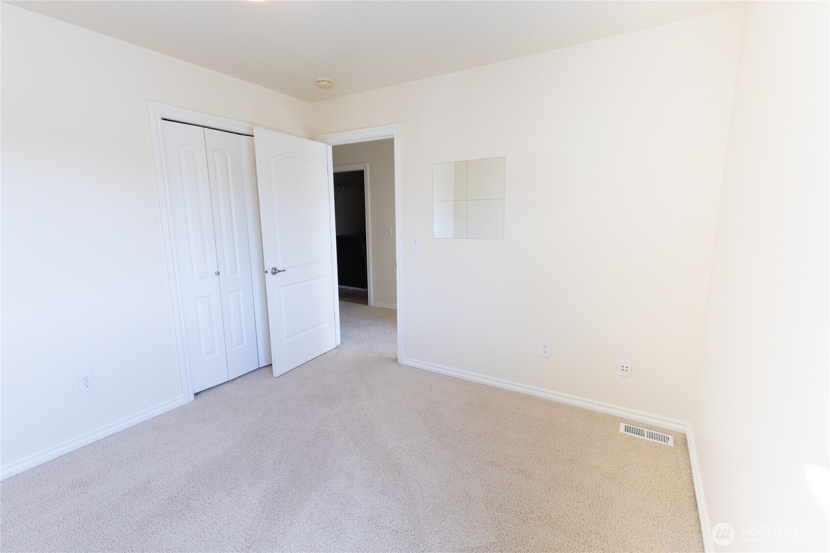11816 SE 240th Place , Kent, WA 98030