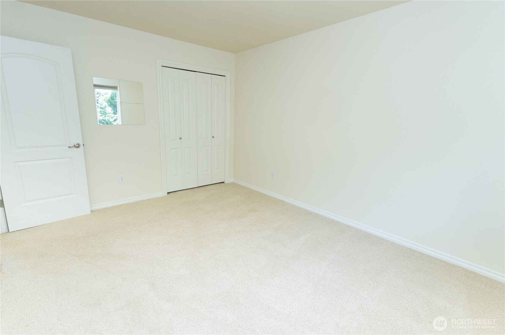 11816 SE 240th Place , Kent, WA 98030