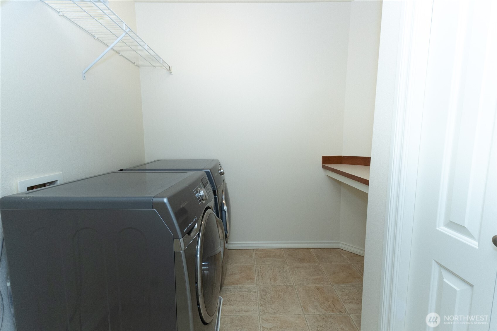 11816 SE 240th Place , Kent, WA 98030