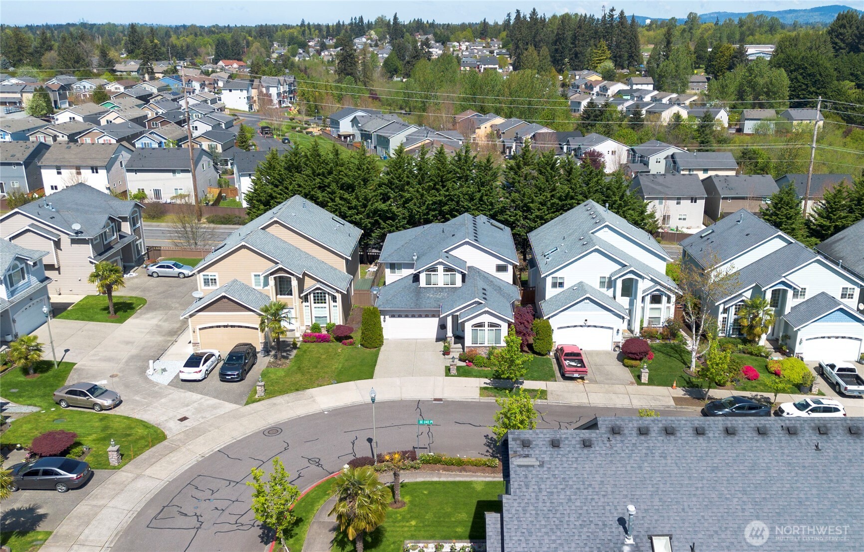 11816 SE 240th Place , Kent, WA 98030