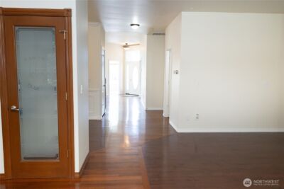 11816 SE 240th Place , Kent, WA 98030 - Photo 10