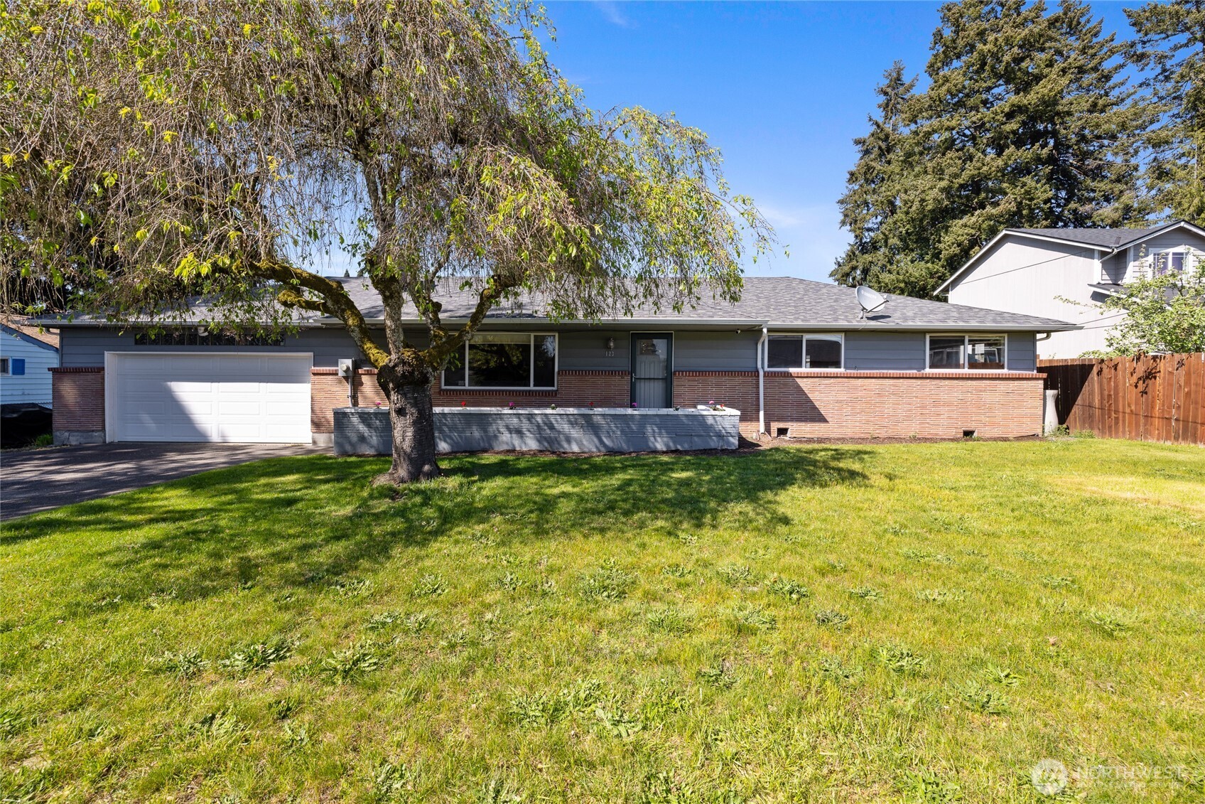 123 115th Street E, Tacoma, WA 98445