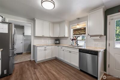 123 115th Street E, Tacoma, WA 98445 - Photo 12