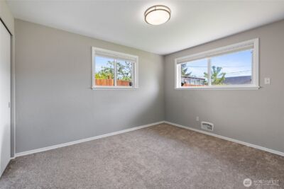 123 115th Street E, Tacoma, WA 98445 - Photo 17