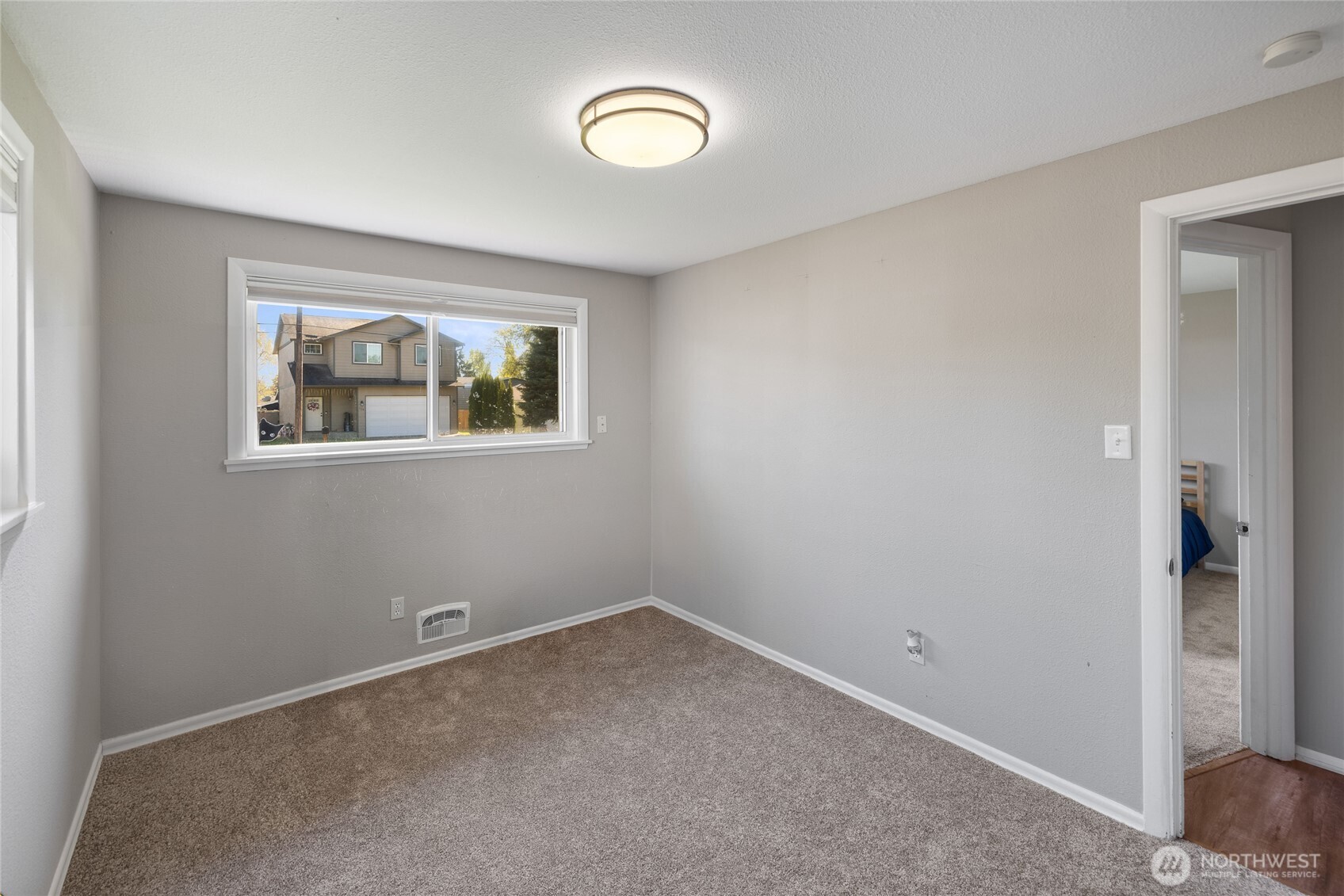 123 115th Street E, Tacoma, WA 98445