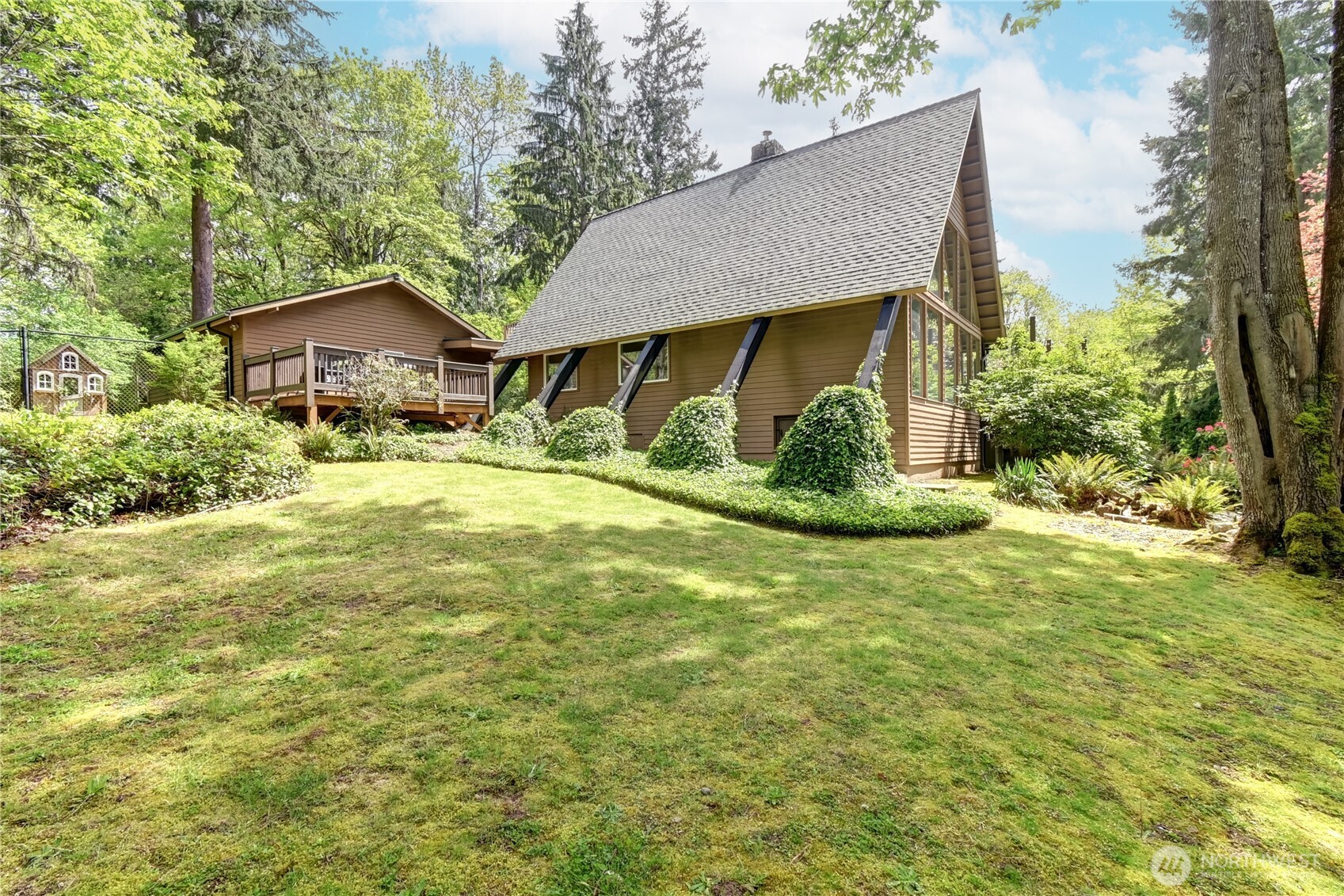 28539 NE Tolt Hill Rd , Carnation, WA 98014