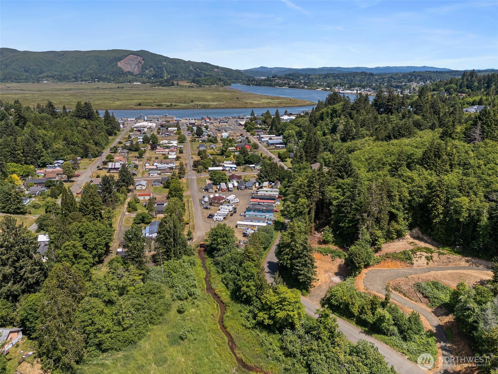620 Willapa Avenue , South Bend, WA 98596