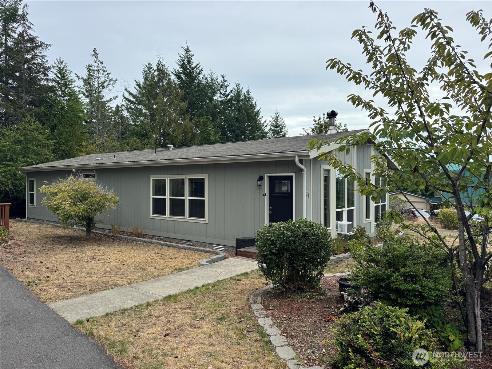 31 Hood Place , Brinnon, WA 98320-9717