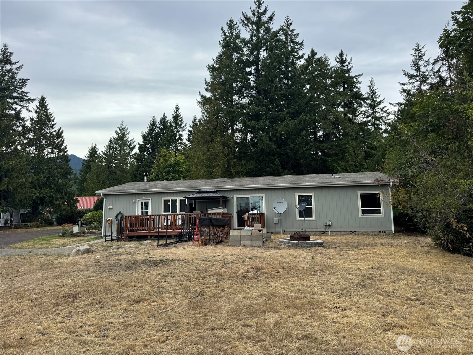 31 Hood Place , Brinnon, WA 98320-9717