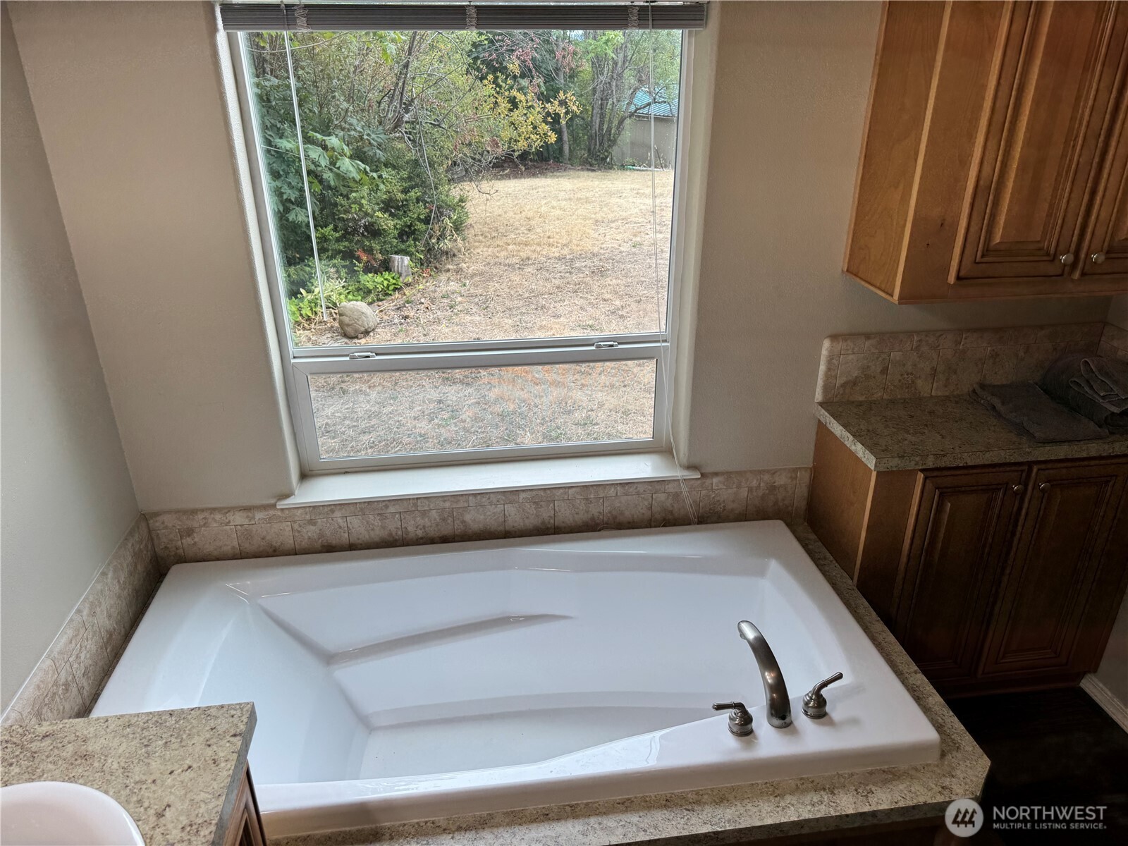 31 Hood Place , Brinnon, WA 98320-9717
