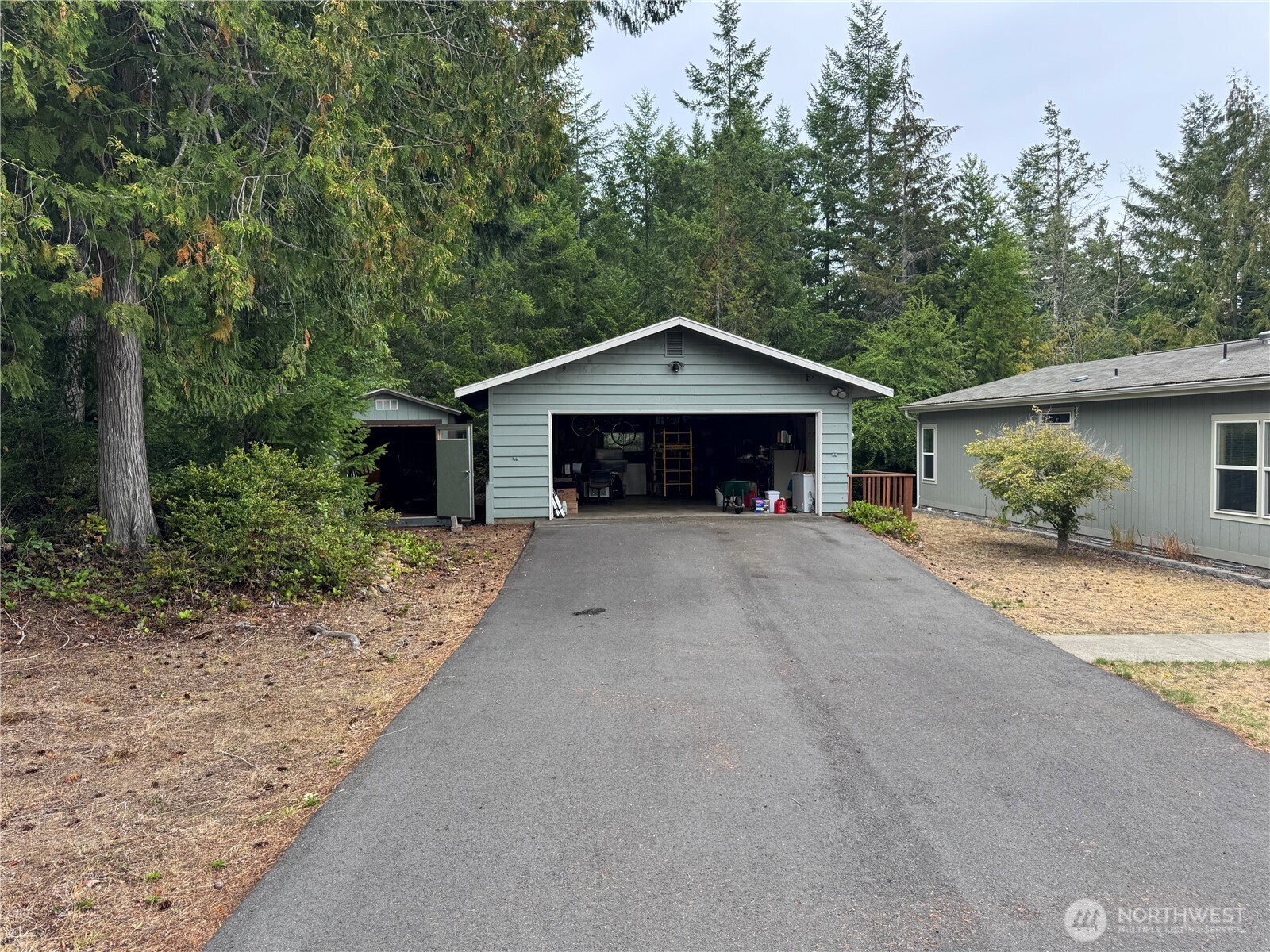 31 Hood Place , Brinnon, WA 98320-9717