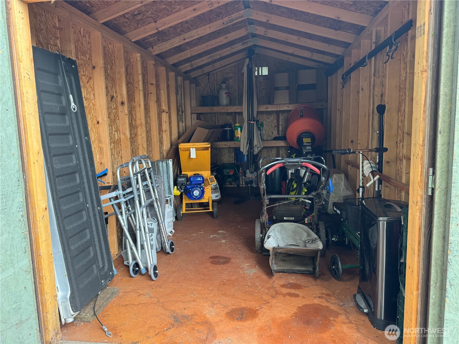 31 Hood Place , Brinnon, WA 98320-9717