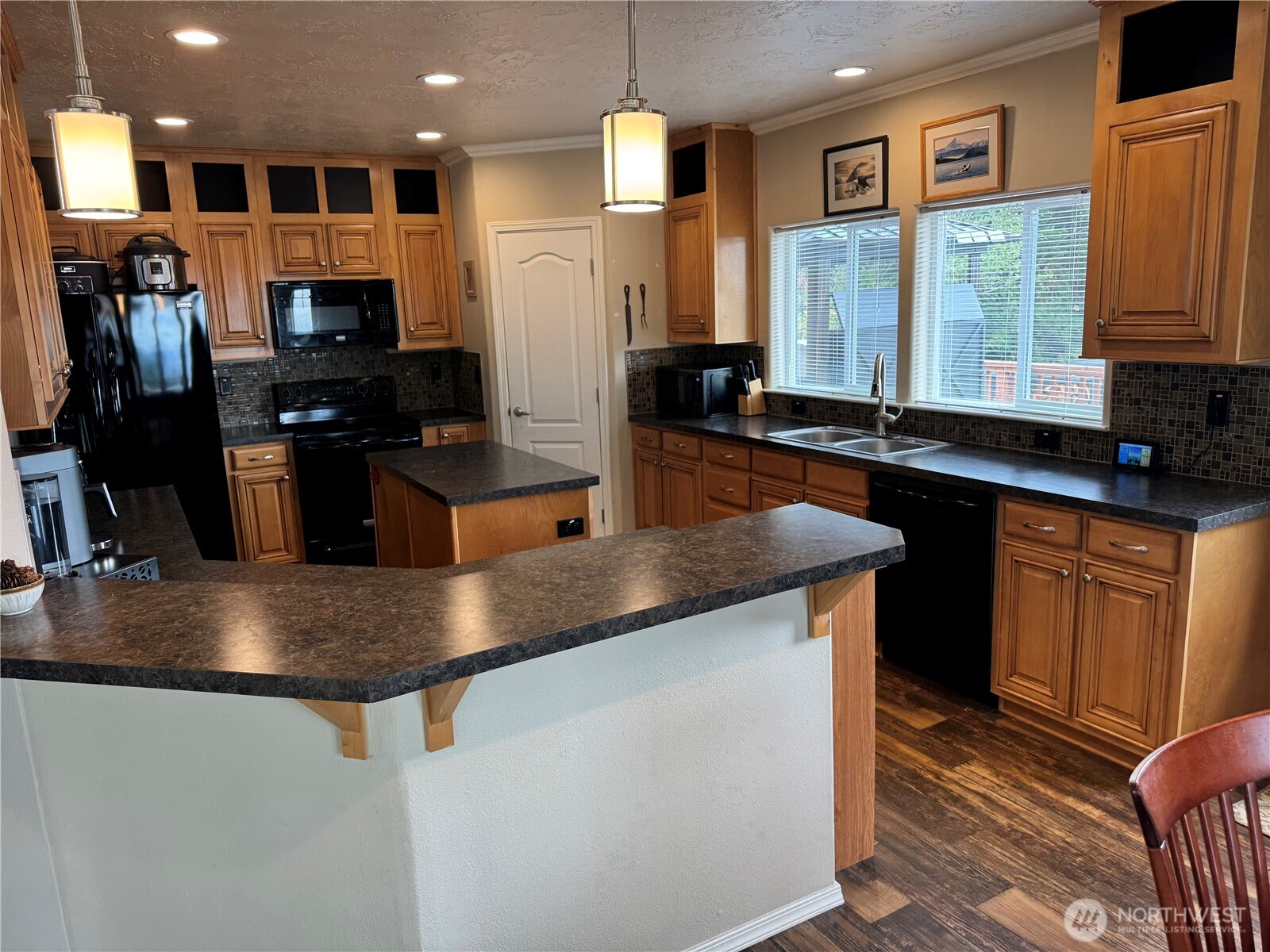 31 Hood Place , Brinnon, WA 98320-9717