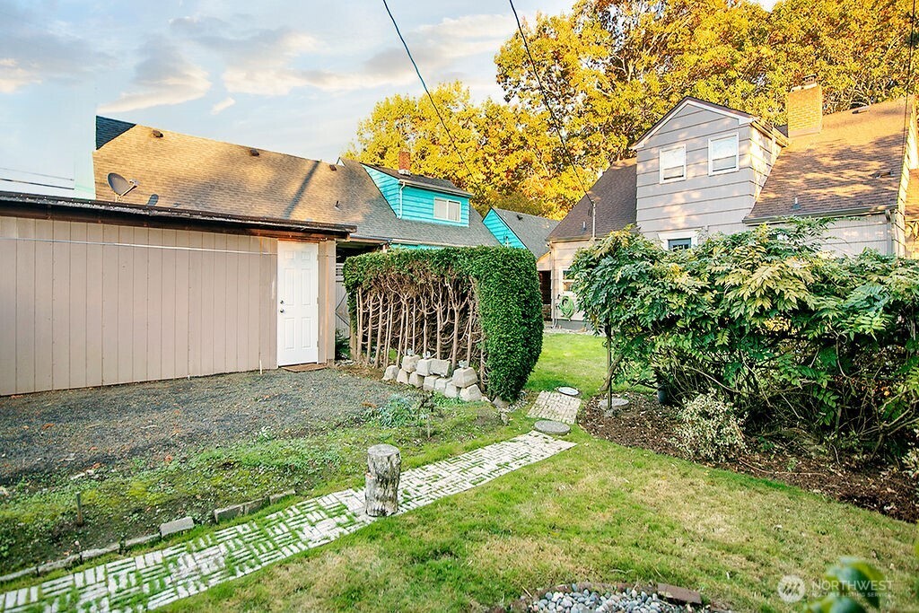 571 26th Avenue , Longview, WA 98632