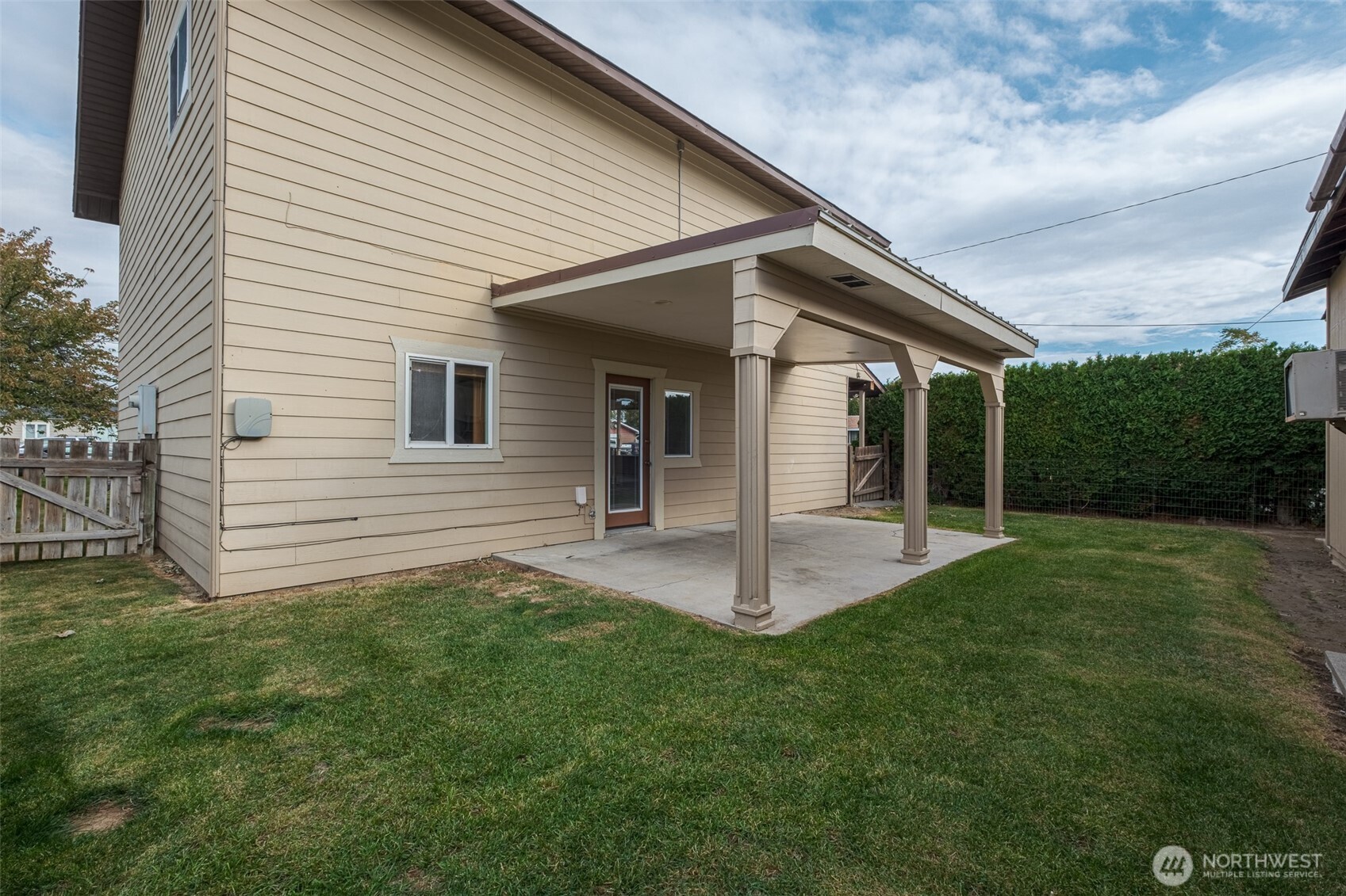 905 4th Ave SE , Quincy, WA 98848