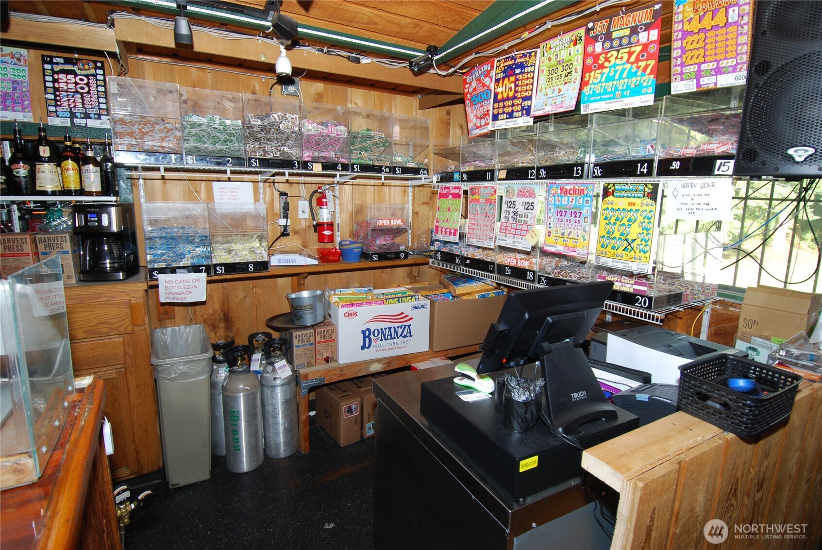 9030 Martin Way E, Lacey, WA 98516-5936
