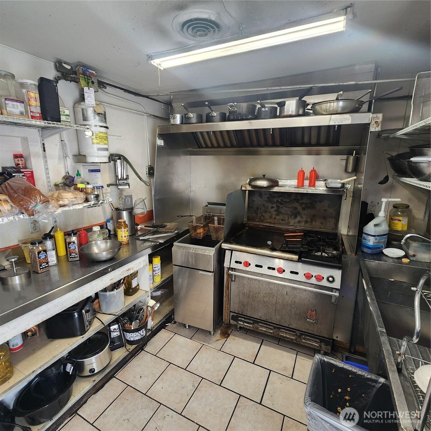 9030 Martin Way E, Lacey, WA 98516-5936