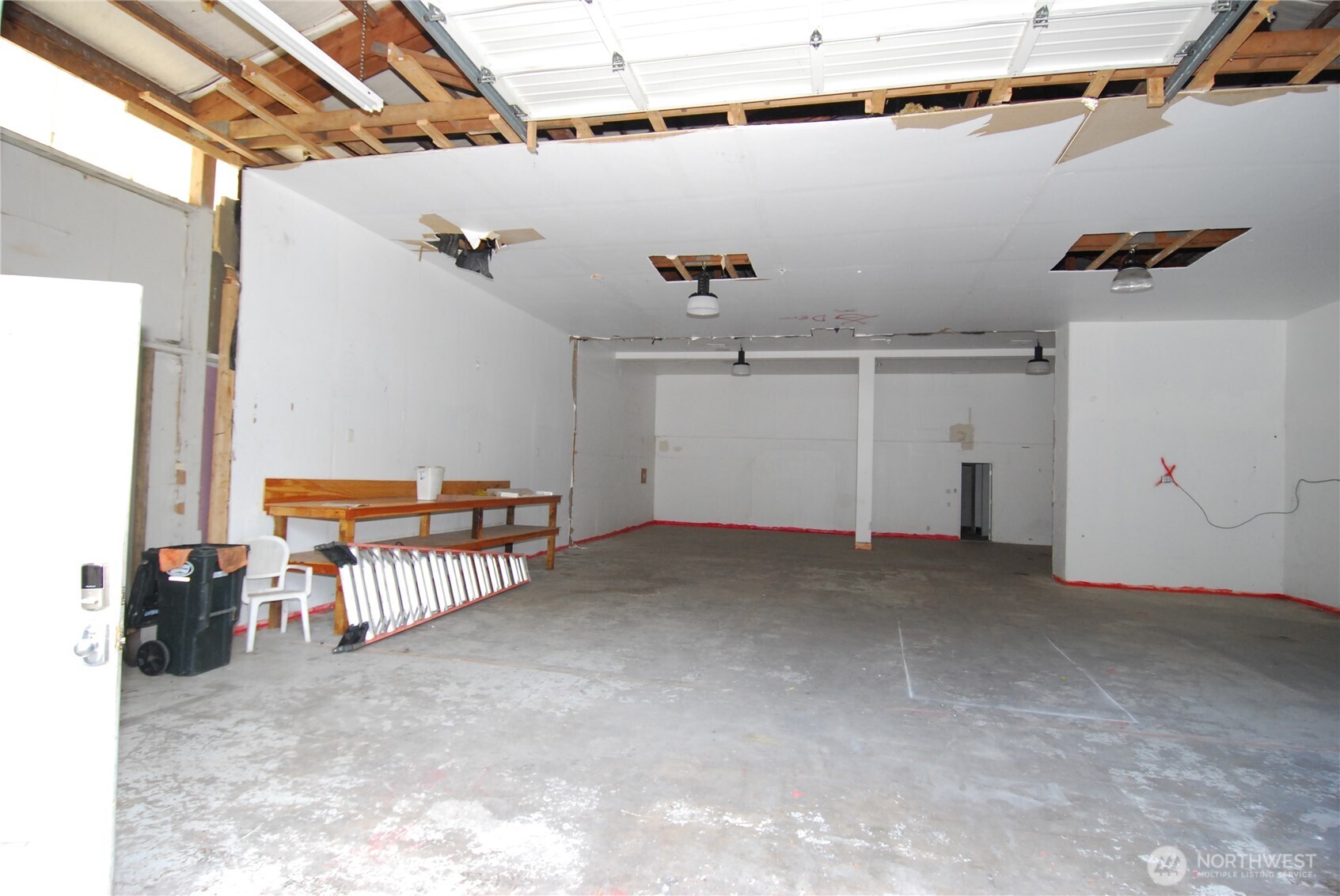 9030 Martin Way E, Lacey, WA 98516-5936