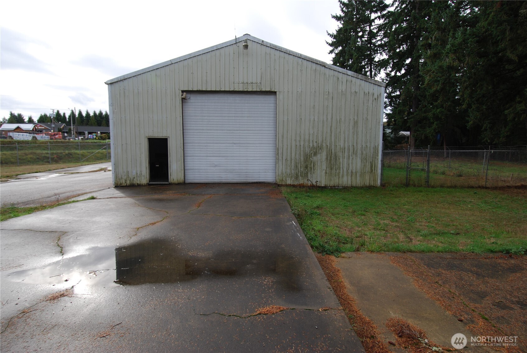 9042 Martin Way E, Lacey, WA 98516-5936