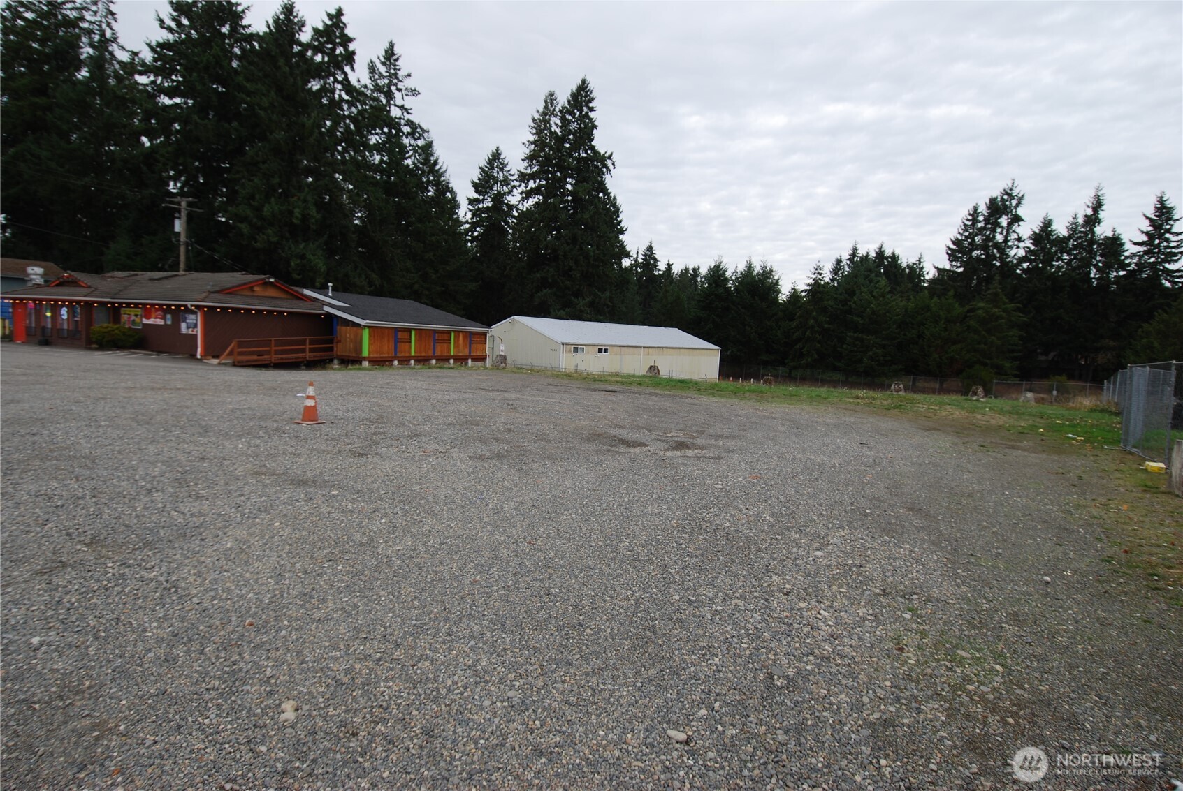 9042 Martin Way E, Lacey, WA 98516-5936