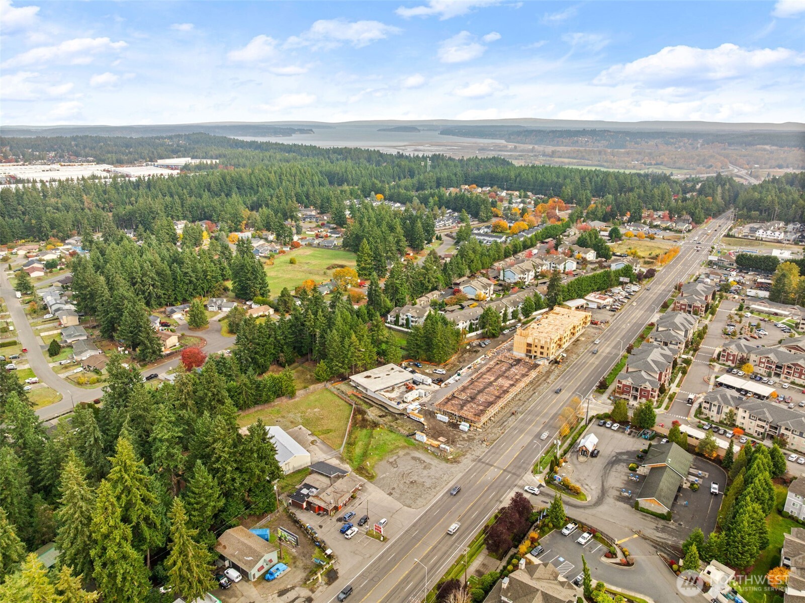 9042 Martin Way E, Lacey, WA 98516-5936