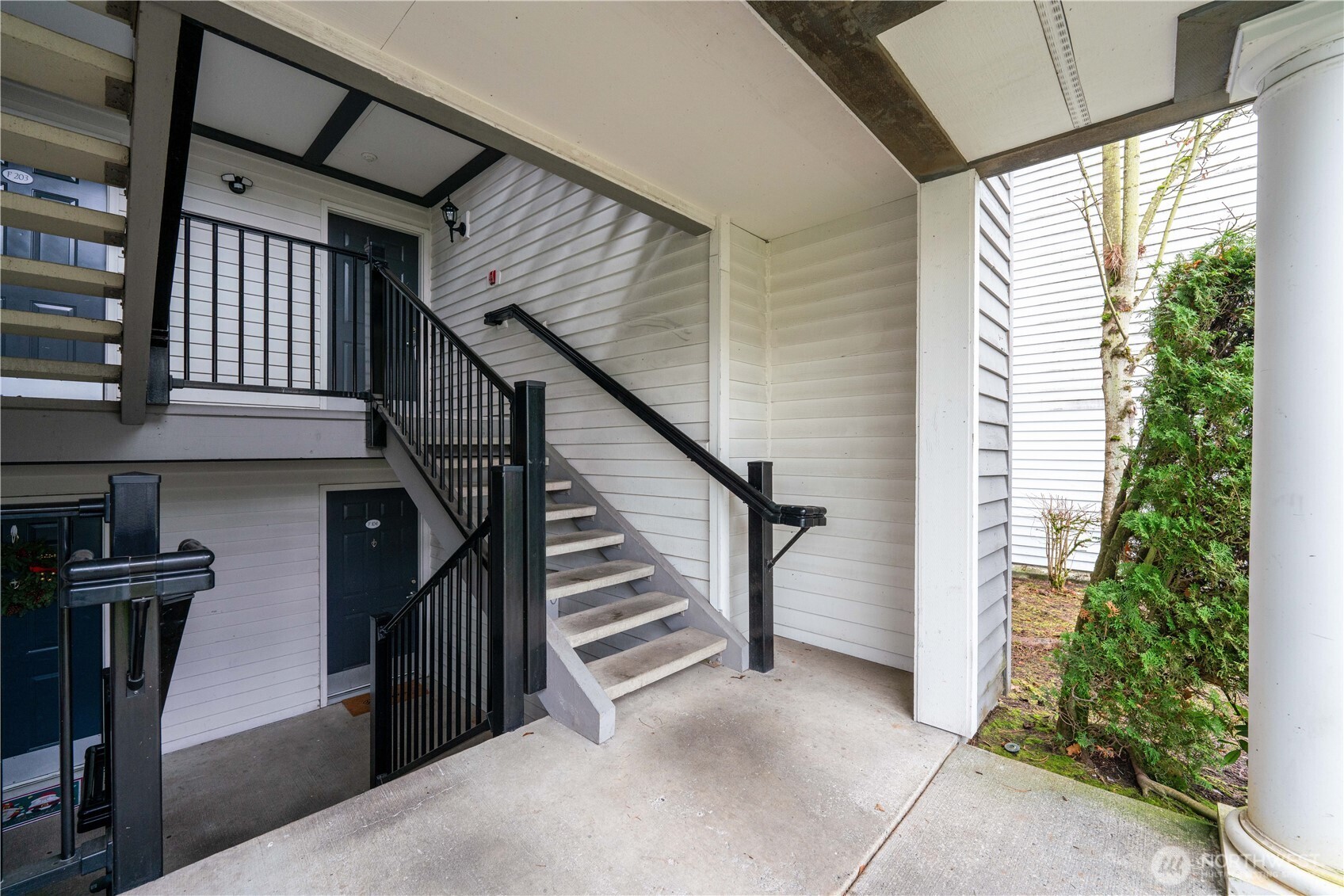 15415 35th Avenue W #F204, Lynnwood, WA 98087