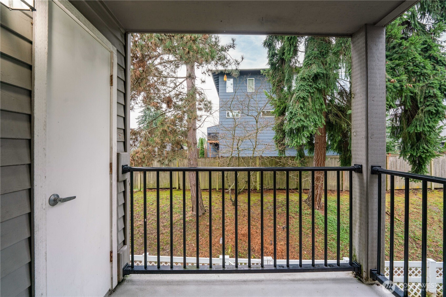 15415 35th Avenue W #F204, Lynnwood, WA 98087